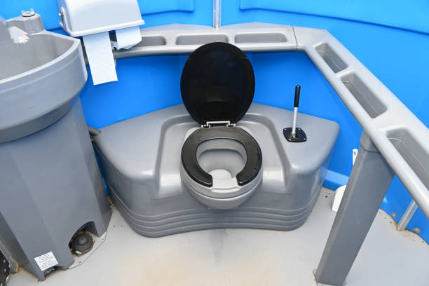 Best Portable restroom trailer rental  in Berino, NM